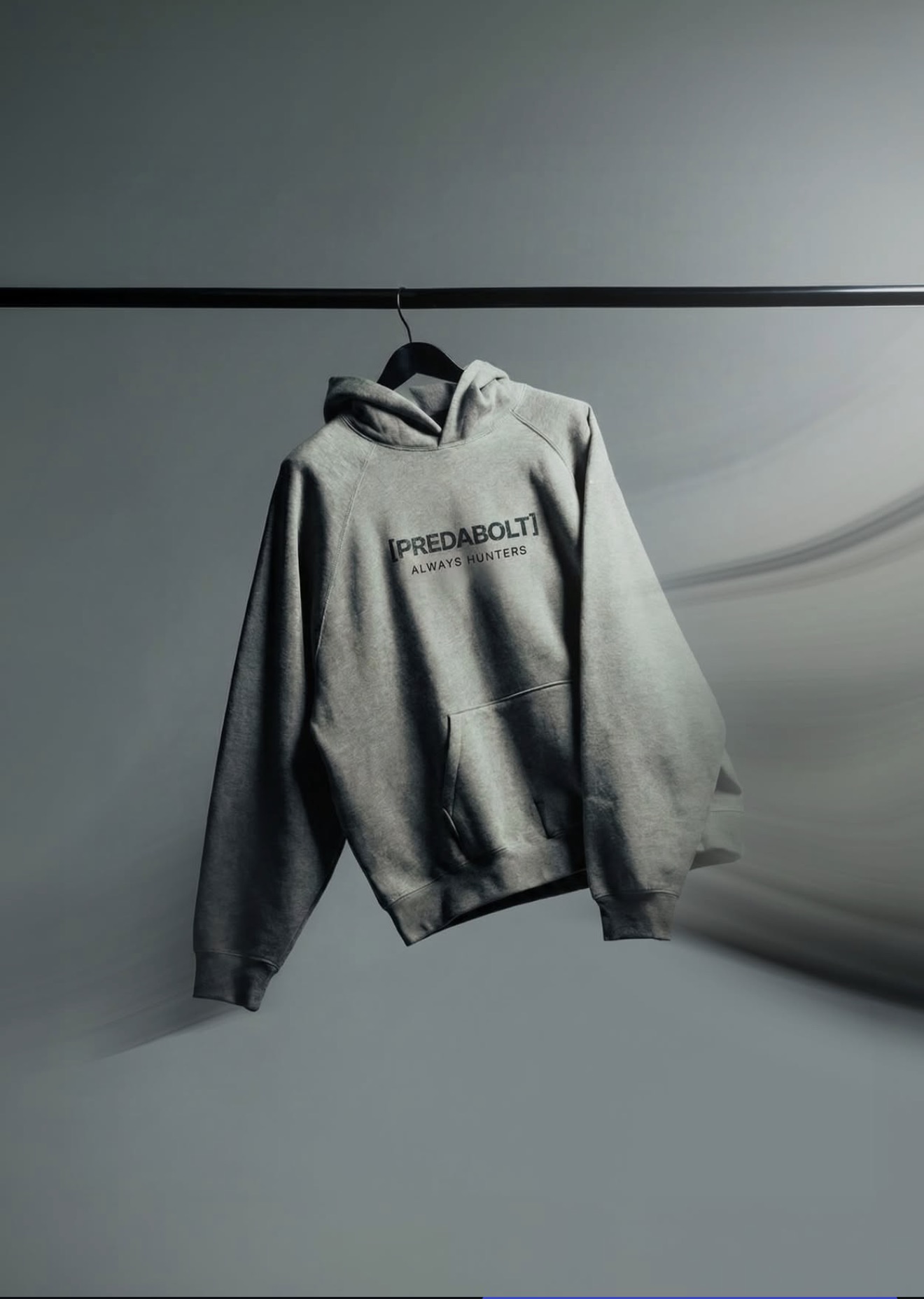 Hoodie Predabolt® en percha